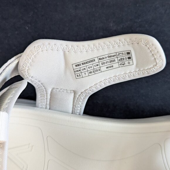 NEW VIONIC Walk Max Wanderer Sandal – size 9.5W. - Picture 9 of 12